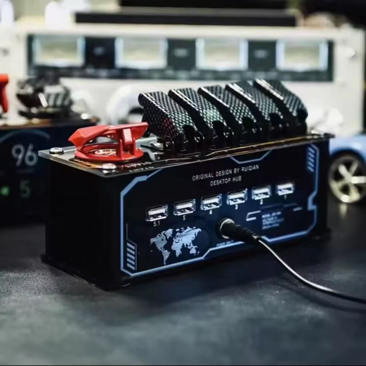 USB Block Hub Docking Station Table Set Up Good Things, Expander to Send Friends Atmosphere Lamp, Desktop Cool Ornaments